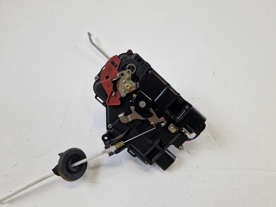 Prawy Przedni Przód Zamek Drzwi Pasażera 7PIN Audi A4 B6 A6 C5