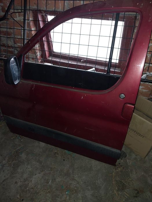 Peugeot Partner 2002 błotnik drzwi zderzak