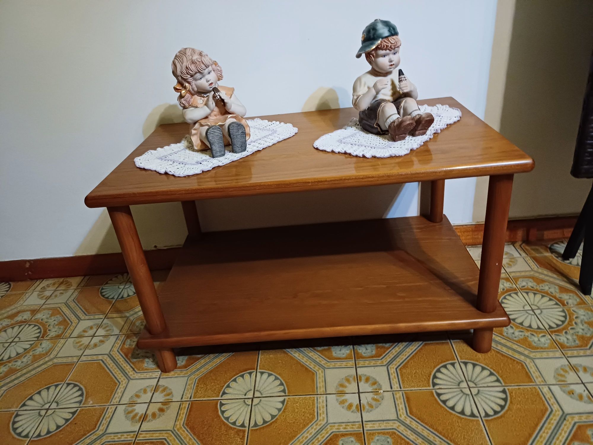 Vende se mesa de Centro de sala