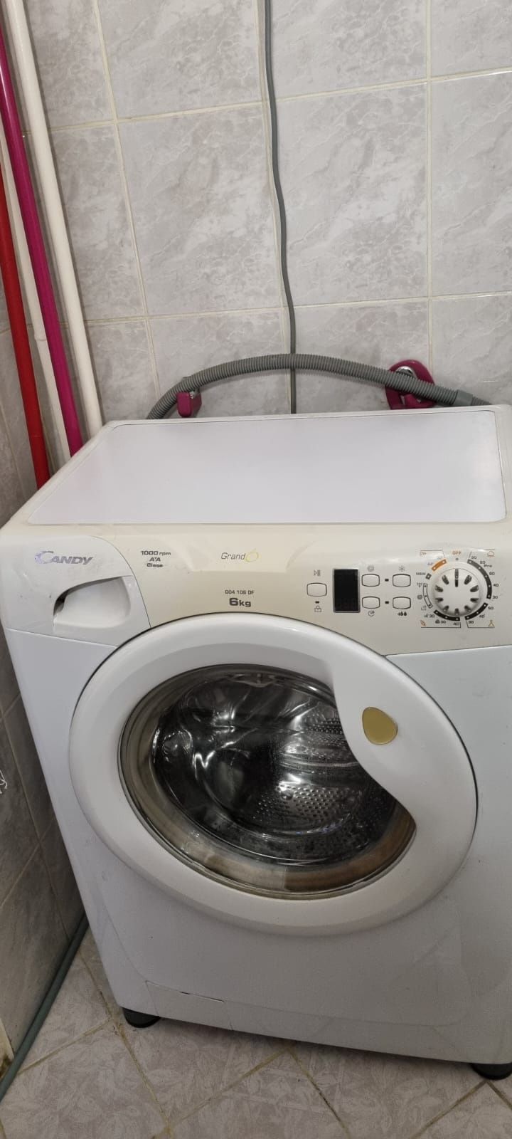 Sprzedam pralkę automatyczną Candy G04 106DF 6kg prania