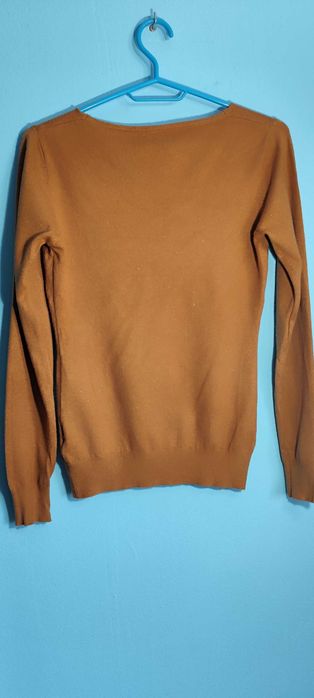 Sweterek musztardowy