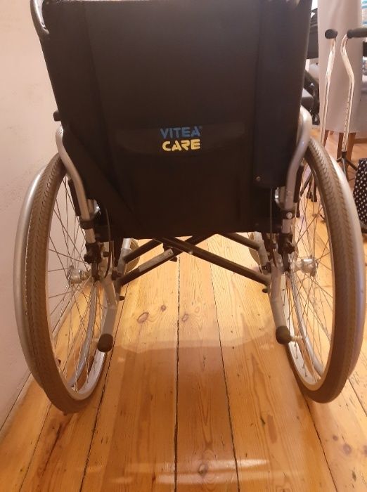Wózek inwalidzki Vitea Care model VCWK9AL