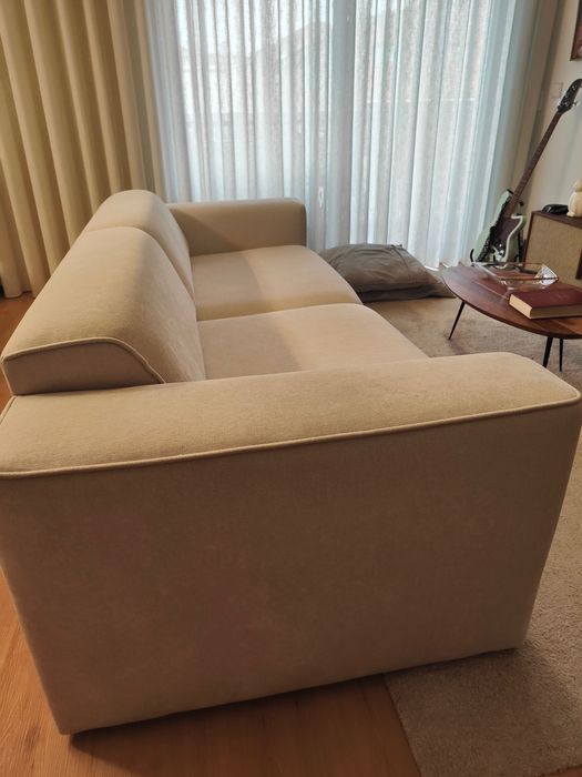 Sofá "GHARIB" da loja Area