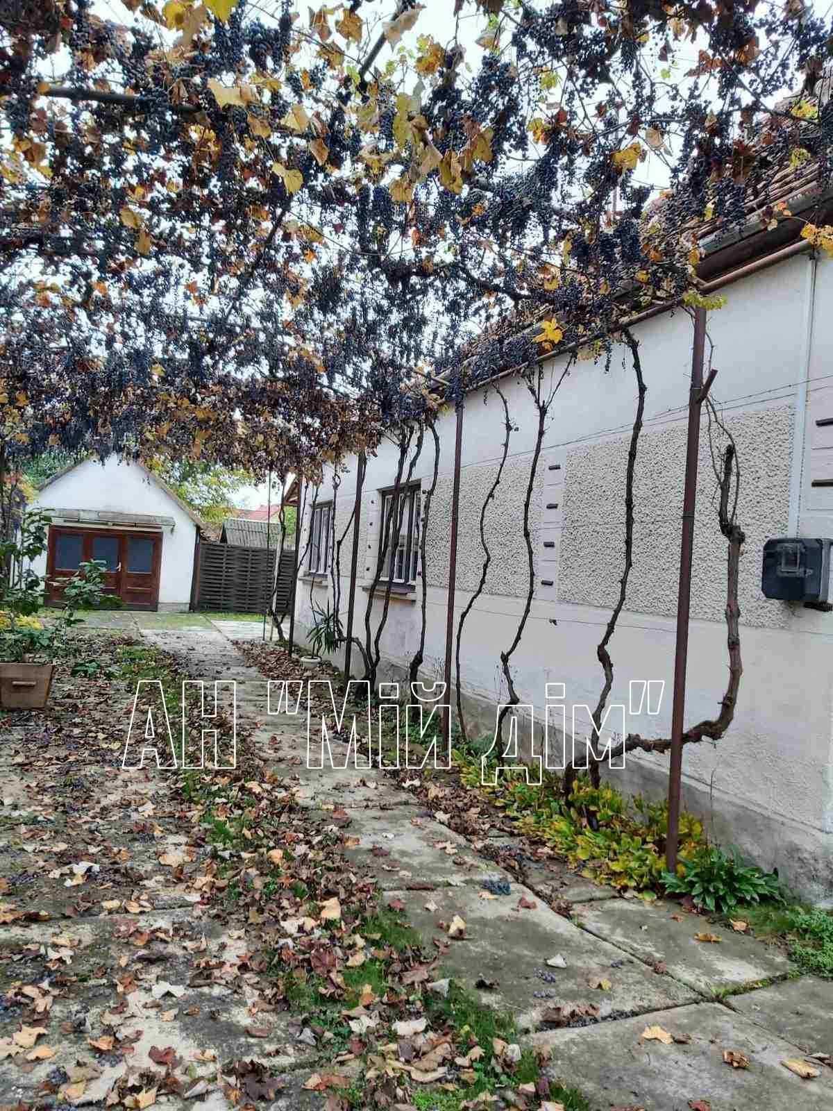 Продається гарний будинок