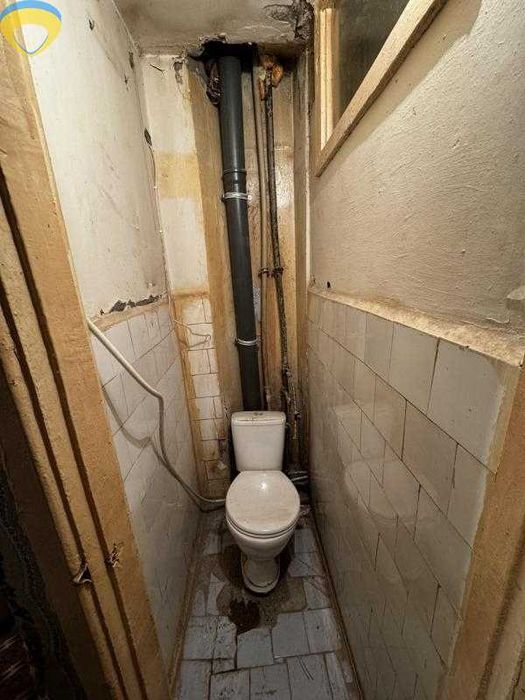 Продам 2-кімнатну квартиру біля парку на Черемушках!