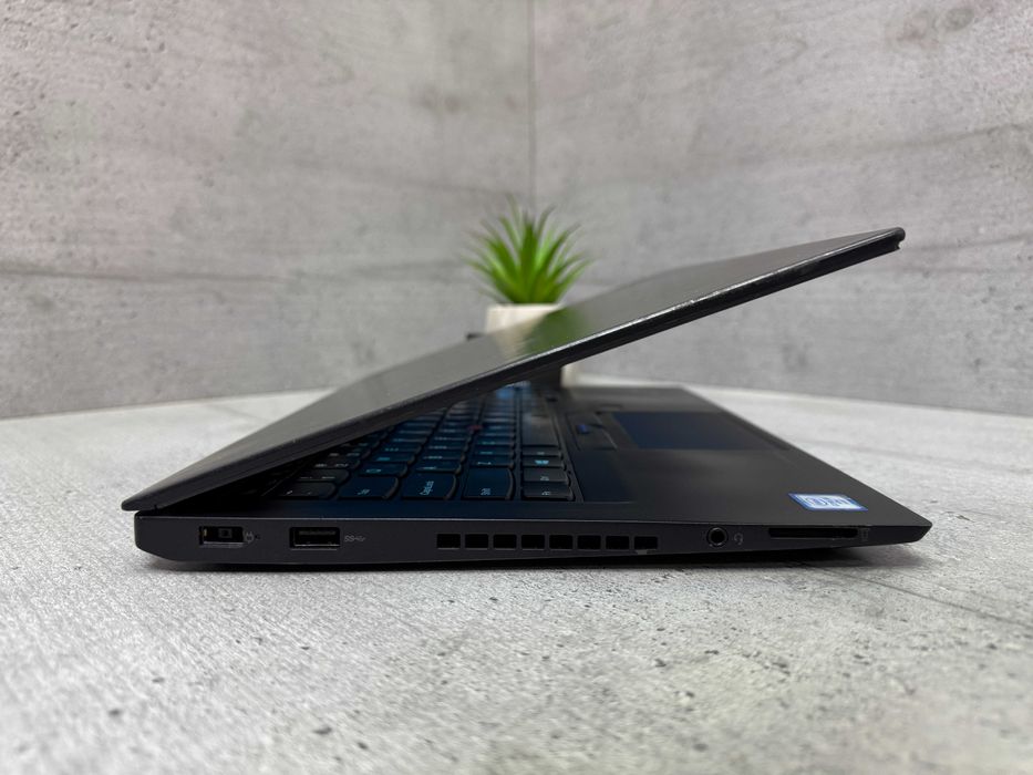 Стильний ноутбук Lenovo T460s/i5-6300u/8gb ddr4/256gb ssd