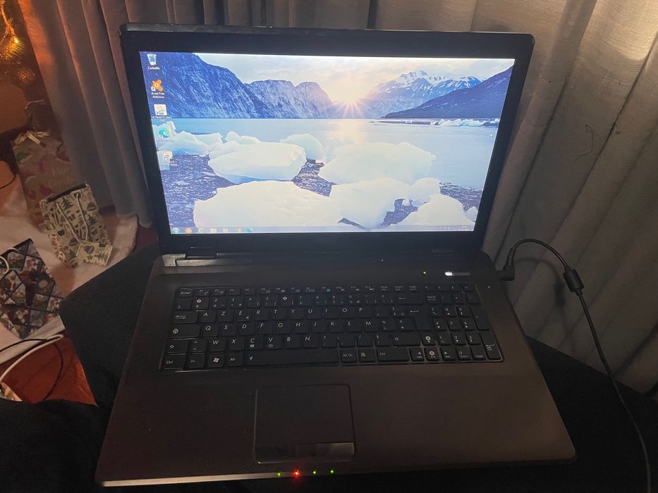 Portátil/computador asus