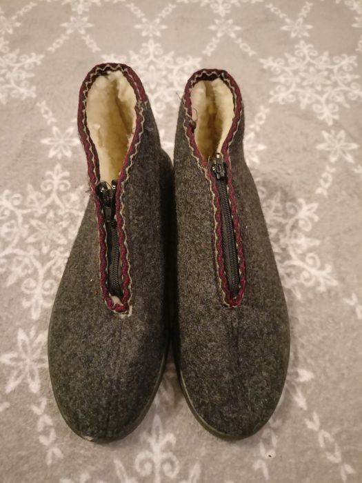 Walonki, bambosze, ciapki r37