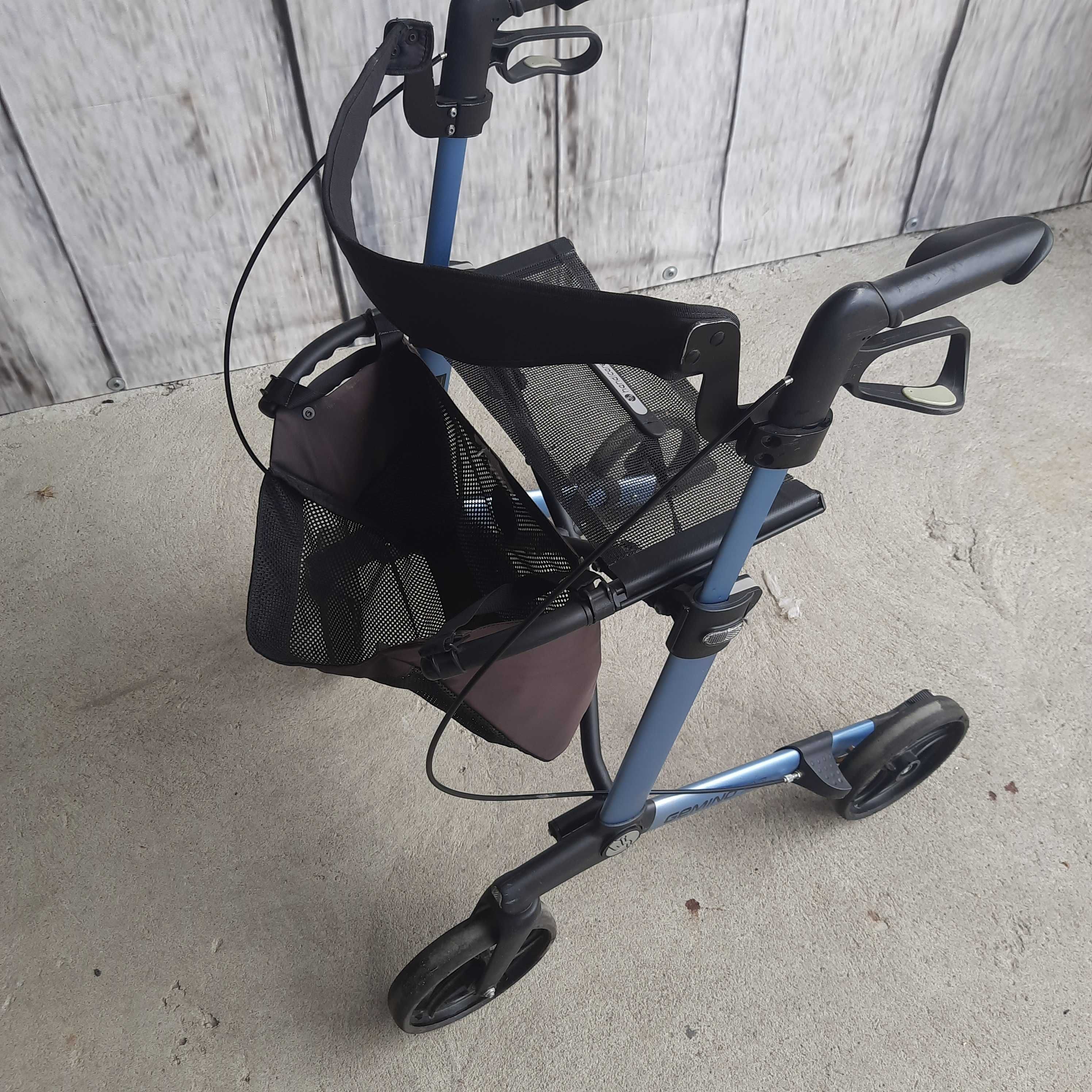 chodzik - balkonik rehabilitacyjny  / 540