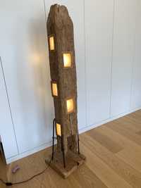 Wyjątkowy design lampa ze starej bali drewna wyrzuconej przez ocean