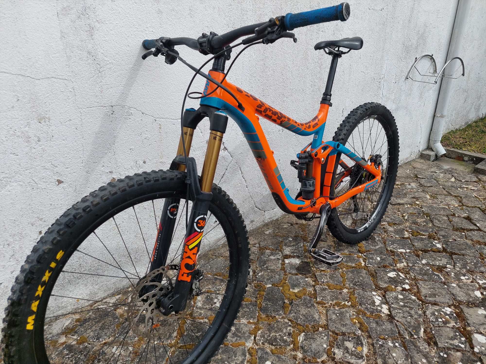 Giant Reign 1.5 LTD 27.5 2018