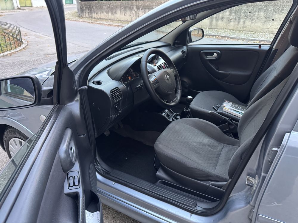 Opel Corsa 1.2 Enjoi gasolina