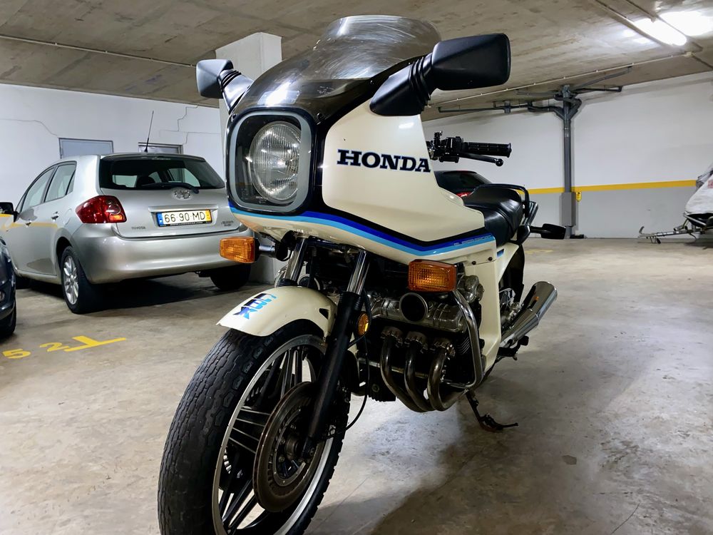Honda cbx 1050  (6 cilindros)