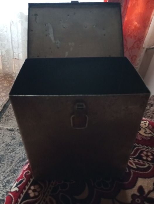 Зимний рыболовный ящик   металлич.