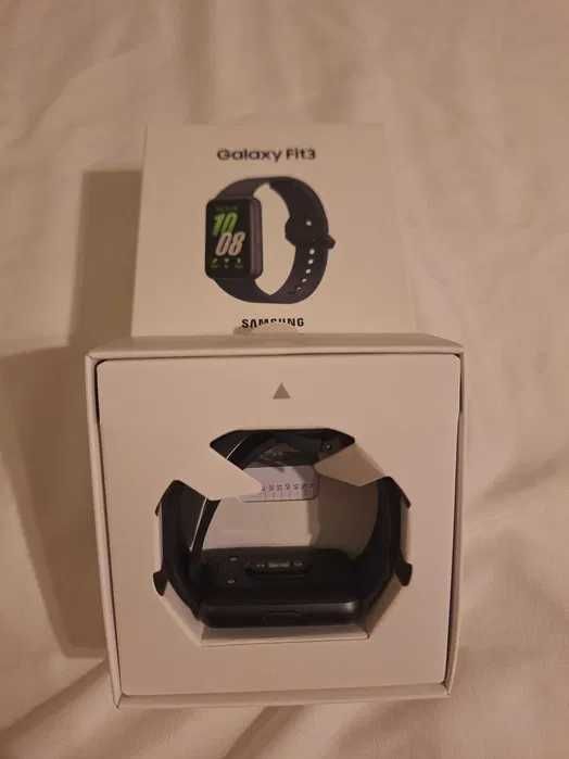 Smartband SAMSUNG Fit 3 Szary na gwarancji stan idealny.