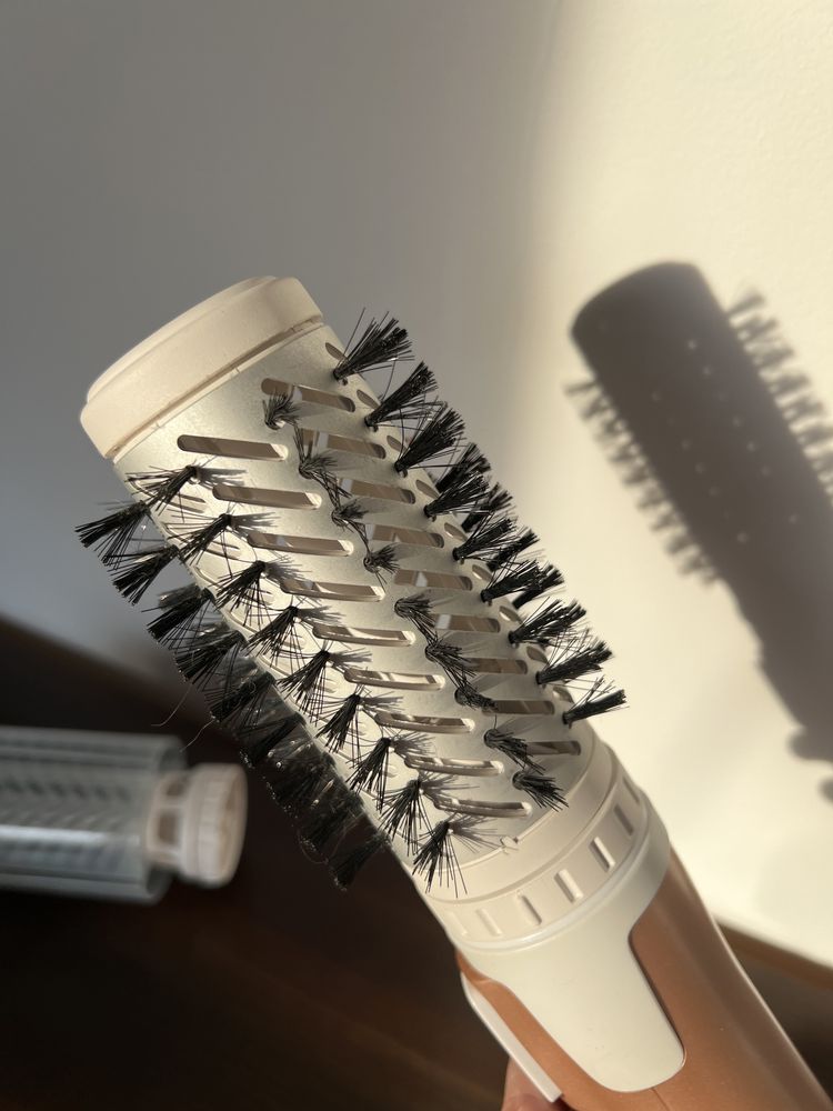 Suszarko-lokówka ROWENTA Brush Active CF9520