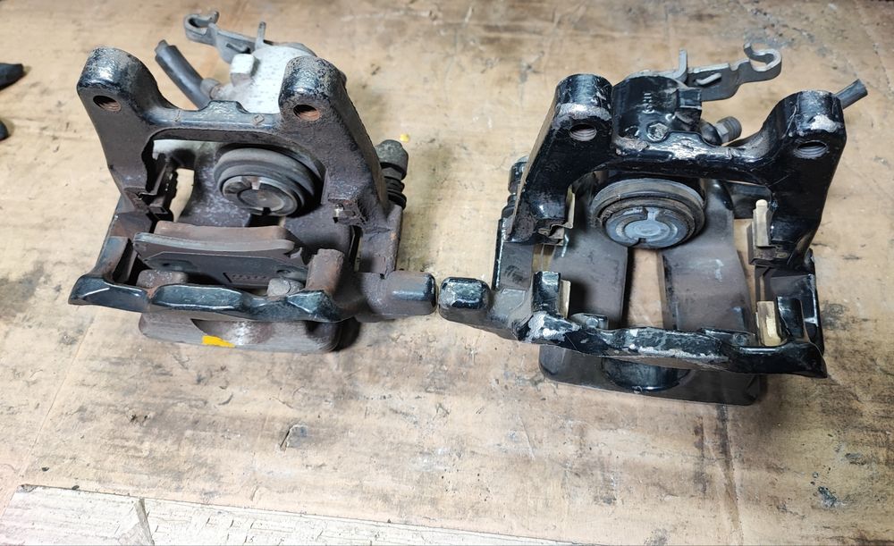 Pinças traseiras 310mm Vw Golf/Audi