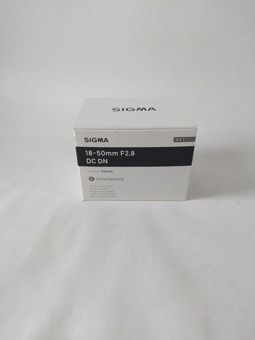 Об'єктив Sigma AF 18-50mm f/2,8 DC DN C (Sony-E) НОВИЙ