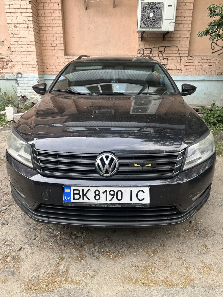 Volkswgen pasat B7 2011р 2.0 дизель механіка