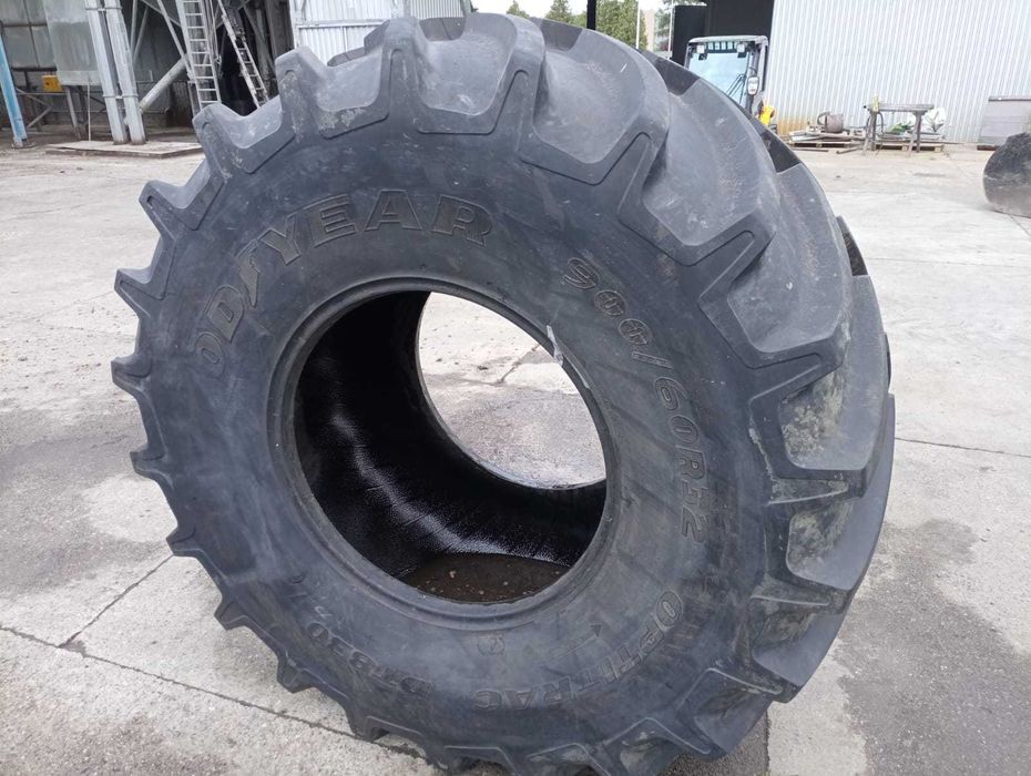 GOODYEAR 900/60R32