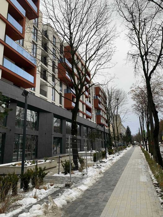 Оренда фасадного приміщення в новому  ЖК Infinity Park вул. Зелена