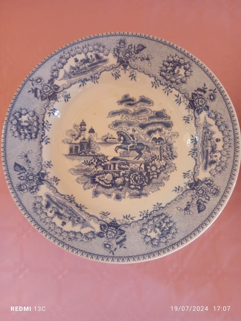Serviço de mesa faianca