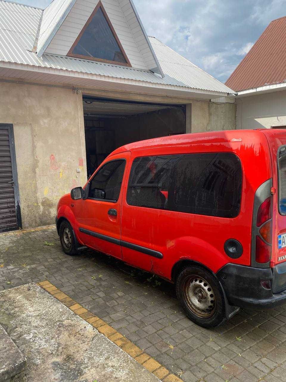 Продається автомобіль Renault Kangoo