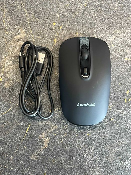 LeadsaiL Mysz bezprzewodowa 2.4 GHz z odbiornikiem USB 2400 DPI Czarna