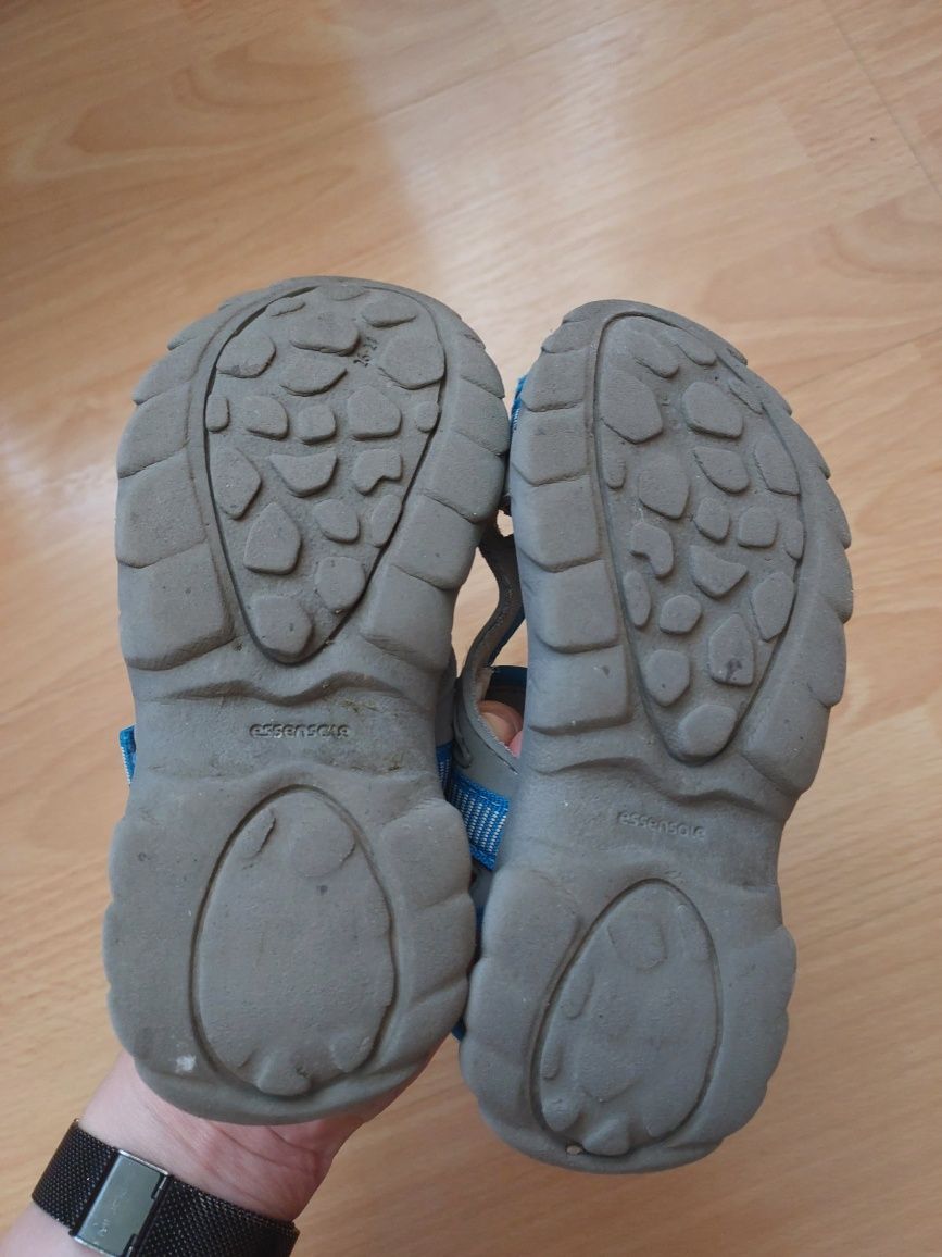 Sandały Quechue 16 cm