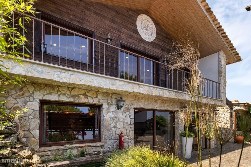 Moradia T3+1, Com Moinho e Casinha do Moleiro com Jardim e Piscina