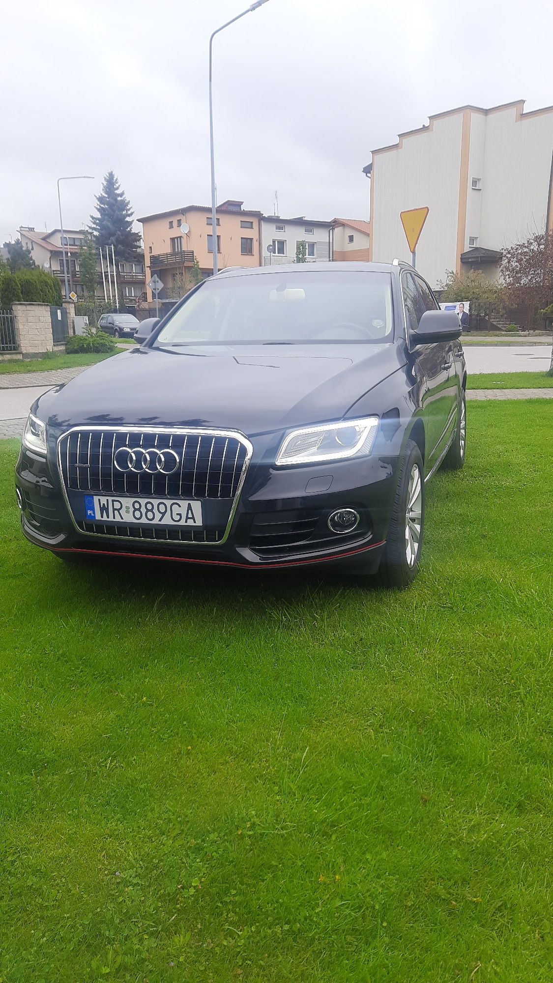 Audi Q5 2.0b. Super stan