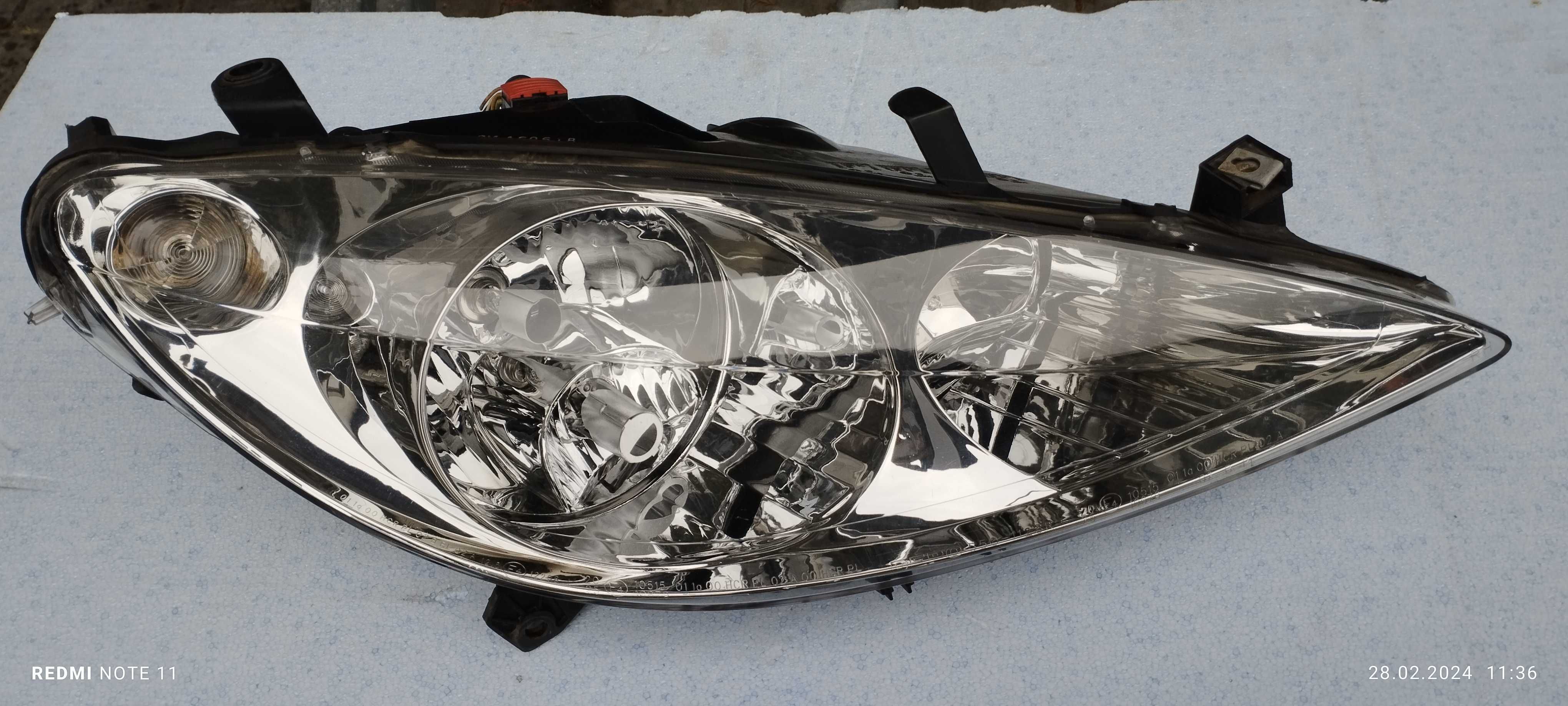 Lampy Peugeot 307