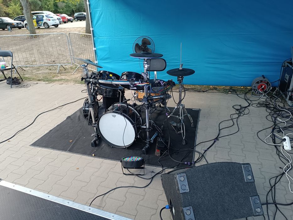 Sprzedam perkusje elektroniczna z modułem Roland td 6v