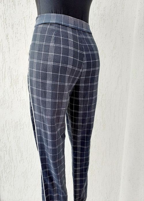 PRIMARK Spodnie w kratkę roz S/M.