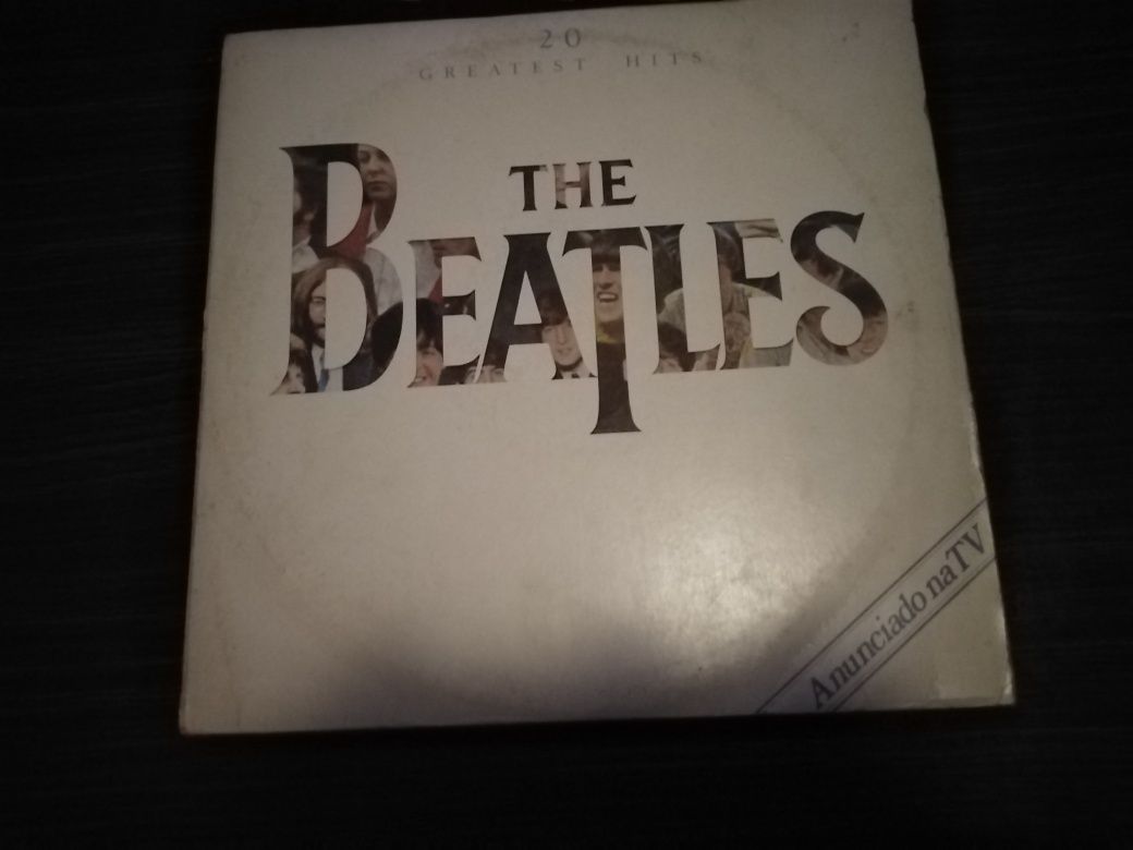 Discos The BEATLES e John Lennon.