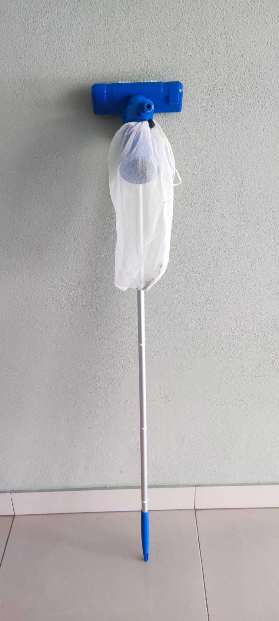 Aspirador de piscina