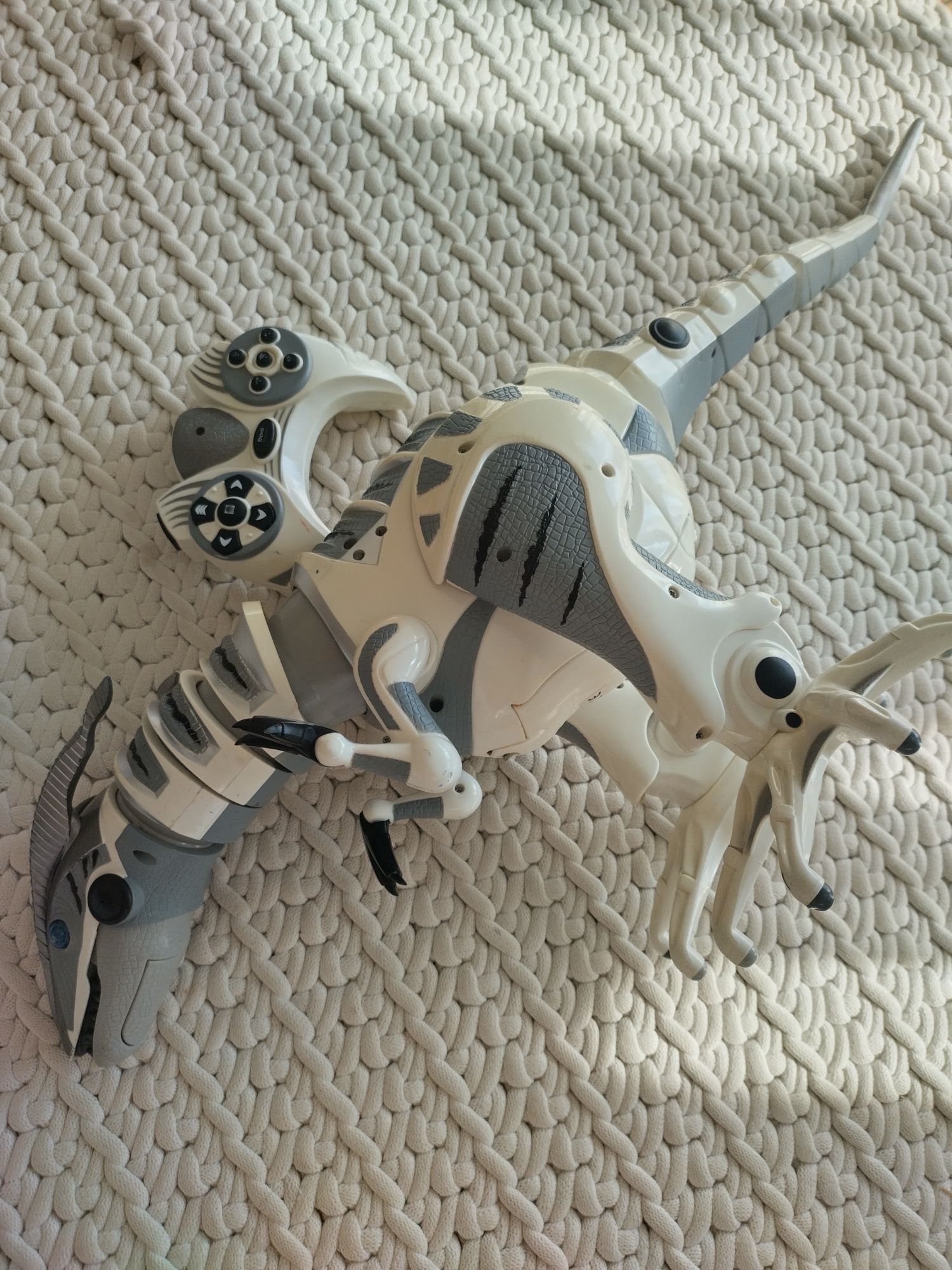 Dinozaur interaktywny Robosaur 80 cm z pilotem