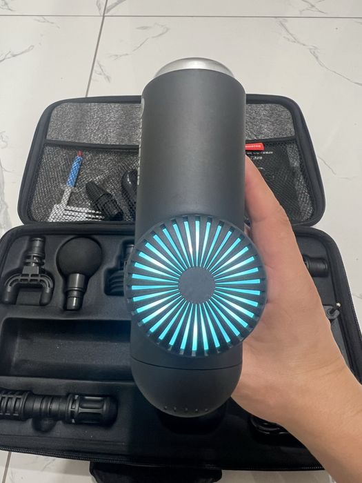 Booster Lightsaber ударний масажер перкусійний масажер для тіла