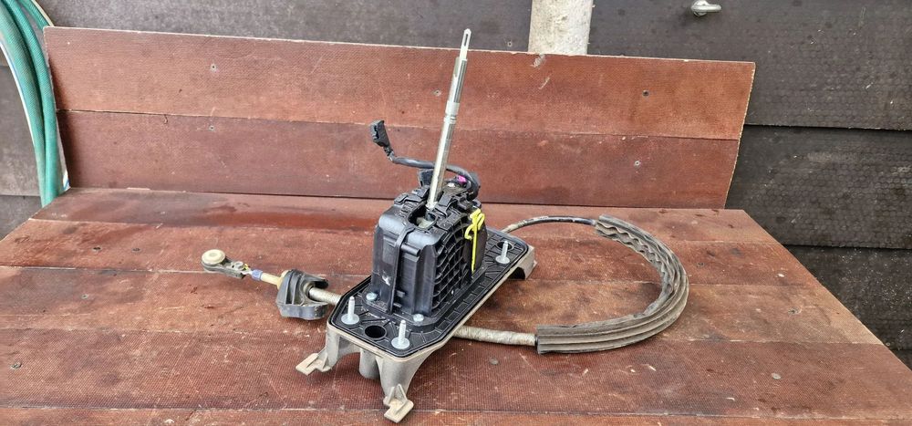 WYBIERAK ZMIANY BIEGÓW DSG SKODA OCTAVIA III Lift Golf VII Leon III 5Q1713025AL