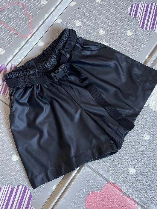 Шкіряні шорти М-L