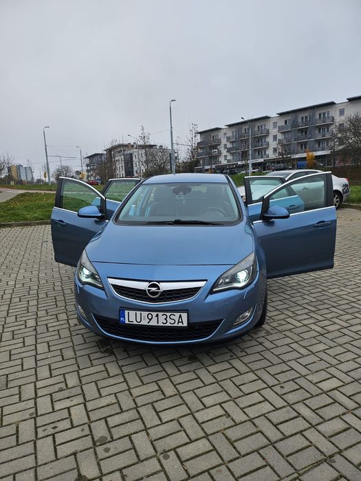 Opel Astra J 2.0 CDTI Sport/Opc