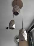 Lampa wisząca w złotym kolorze