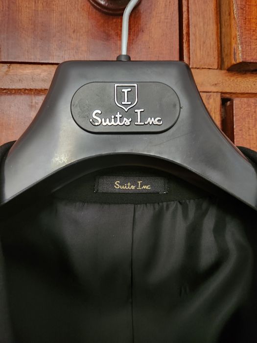 Fato  Suits Inc.