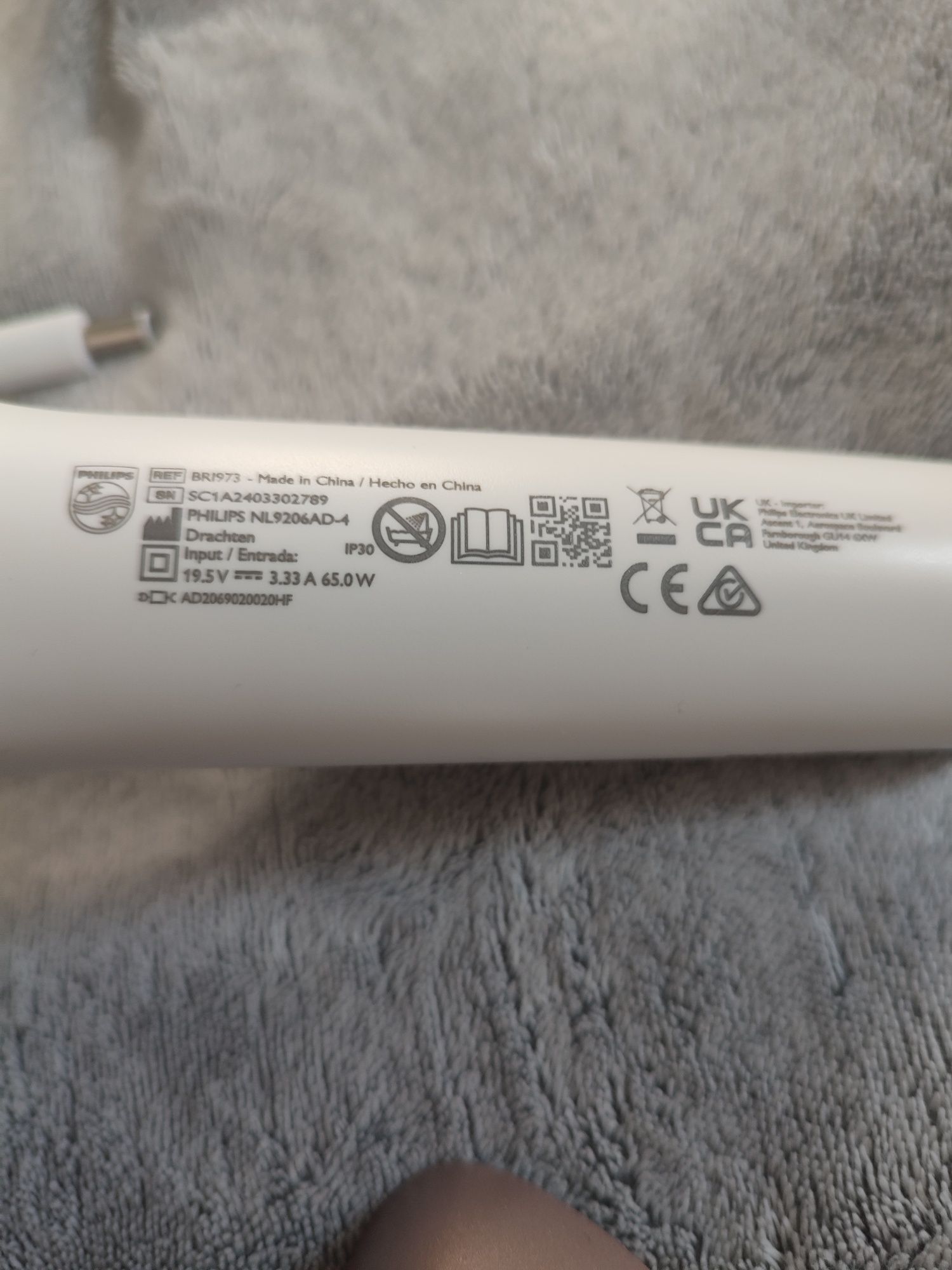 Depilator laserowy Philips