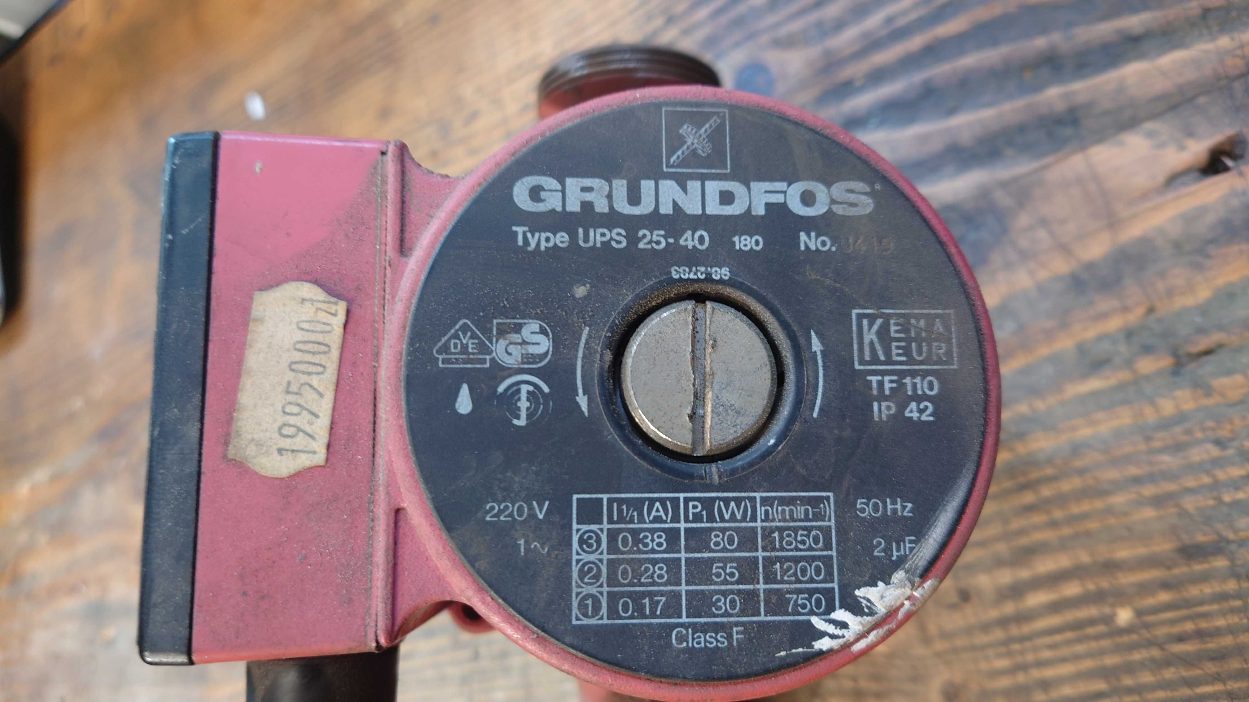 Pompa obiegowa cyrkulacyjna grzewcza GRUNDFOS UPS 25-40.180