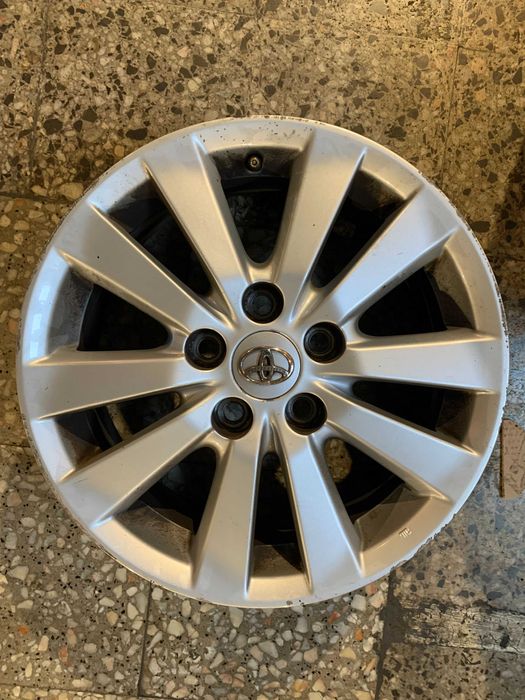 Jantes originais Toyota Auris 2007 (x4)