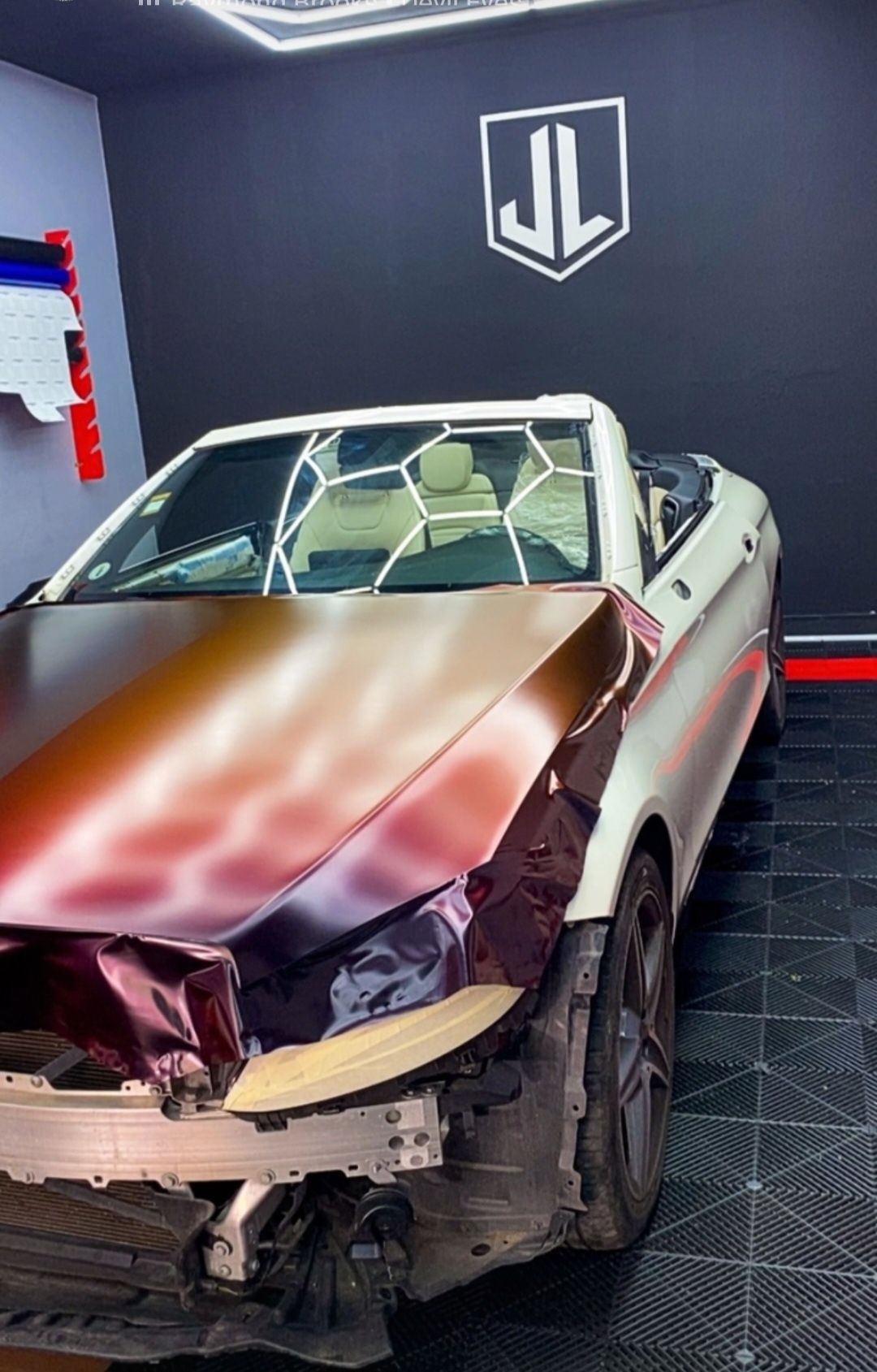 Car wrapping ...