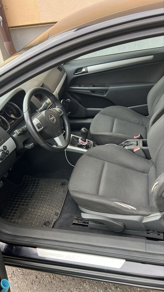 Opel astra h gtc 1.9 cdti 150 doinwestowana