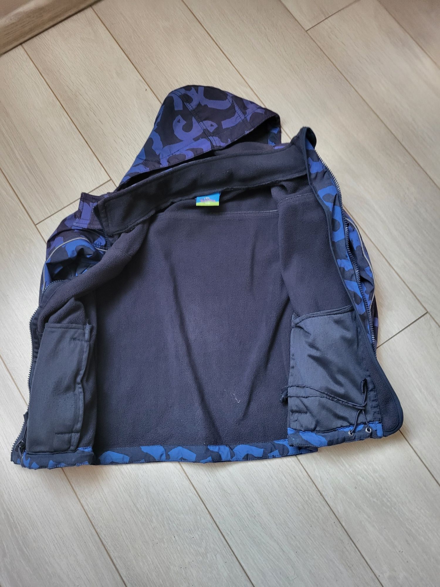 Kurtka zimowa roz 128
