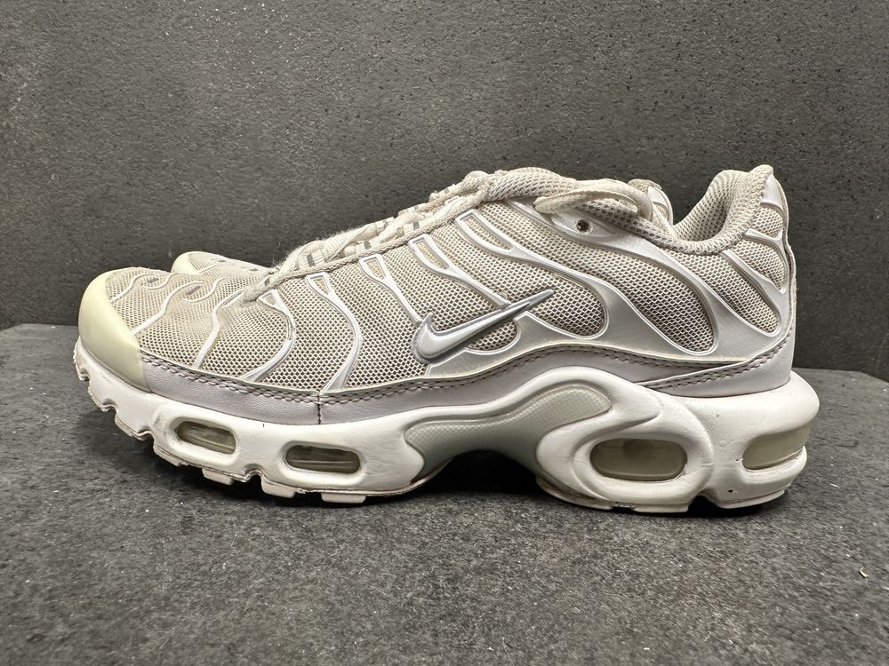 Buty Nike Air Max Plus r37.5